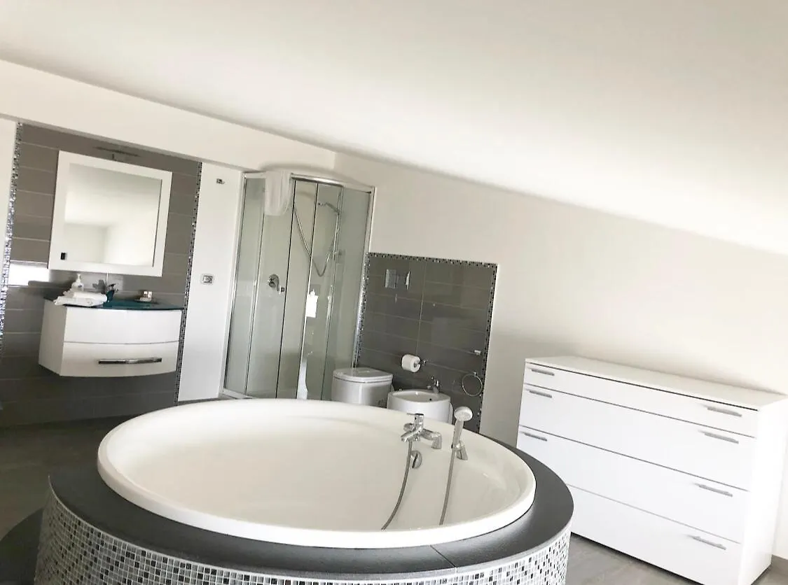 Pietra Bianca Rooms Pachino Alojamento de Acomodação e Pequeno-almoço